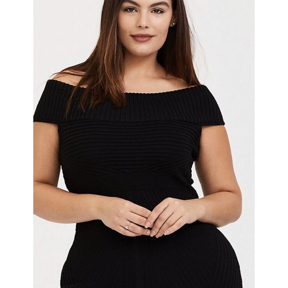 Torrid ~ BLACK SWEATER TRUMPET MIDI DRESS ~ Size 2X - Picture 2 of 8
